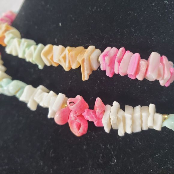 Lot of 2 Puka Shell Necklaces Beach Pastel Surfer Choker Pink Blue Green White - Picture 7 of 8